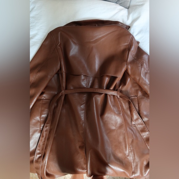 ARITZIA VEGAN LEATHER MIDI TRENCHCOAT - Picture 4 of 4